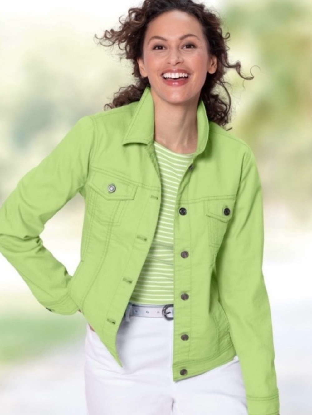 Light 🍋‍🟩 Lime Green Women's Classic Denim Jacket